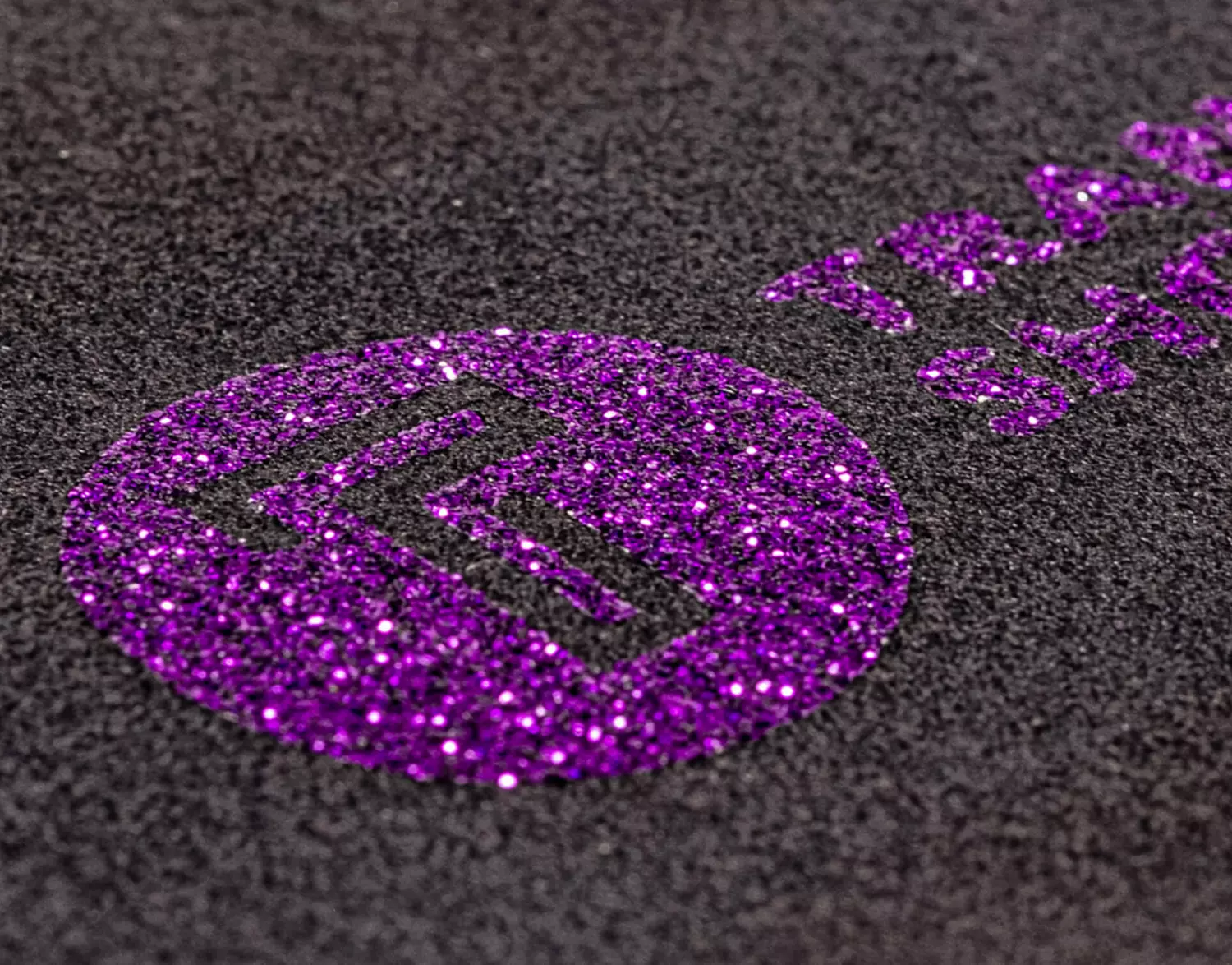 Stahls cad cut glitter purple 924 flexfolie detail 1